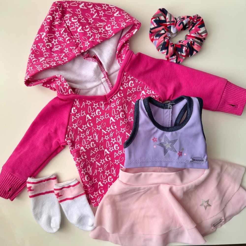 AMERICAN GIRL Full Strength Ruffled Skort, Hoodie & So Strong Accessories Bundle